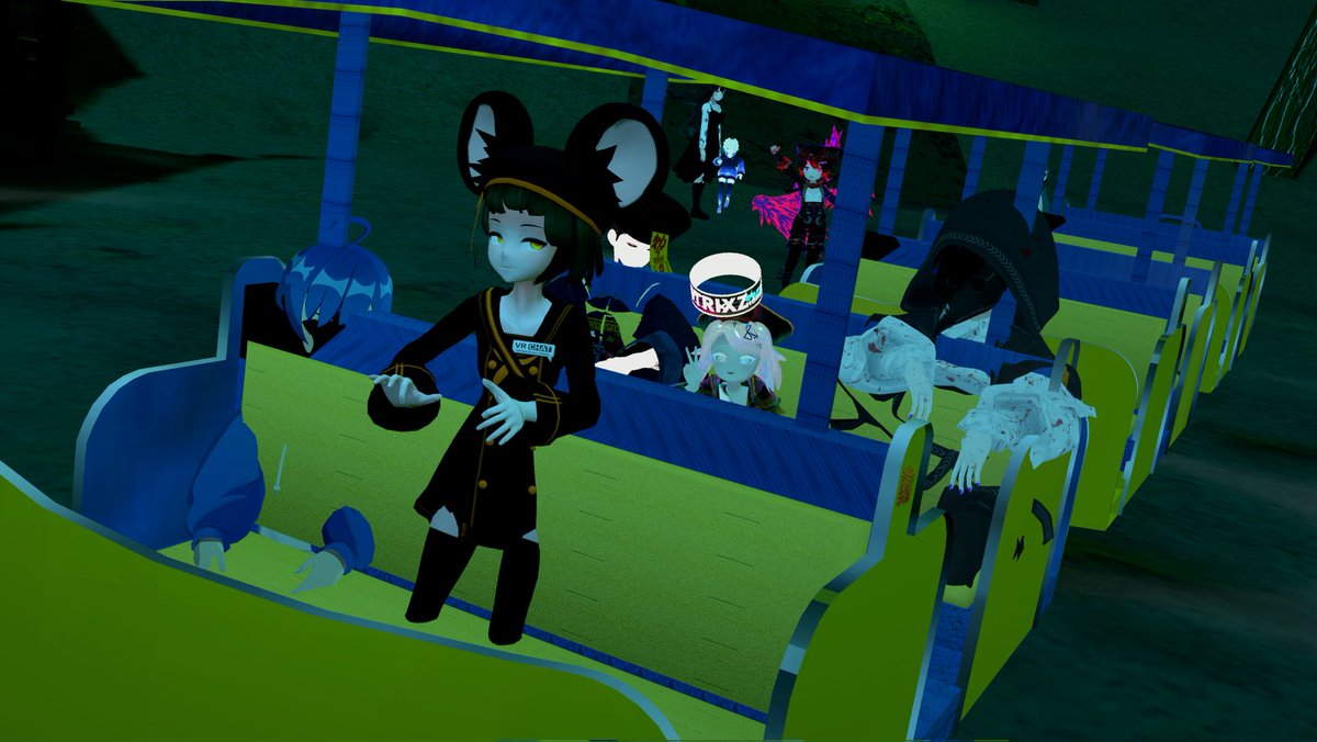 AstrixZVR's tweet photo. An absolute blast to be at the opening to this year's #HorrorConVR ! Sincerest thanks to all those who came and supported the team & my booth.
Glad to see some of ya'll again! #vrchat https://t.co/jNgEfqwaib
