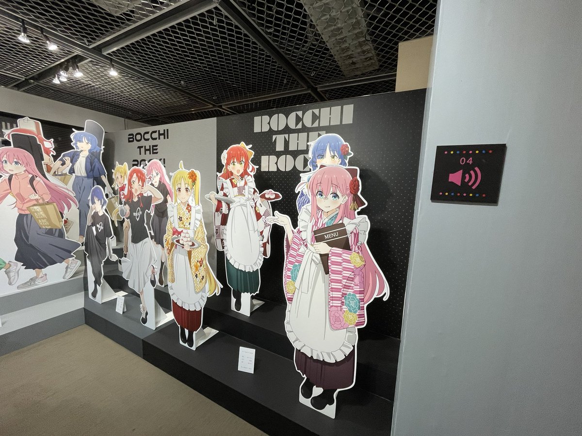 kkfs1993's tweet photo. ぼっちざろっく展in大阪ナウ❗️
＃ぼっちざろっく https://t.co/IgUpik9YB7