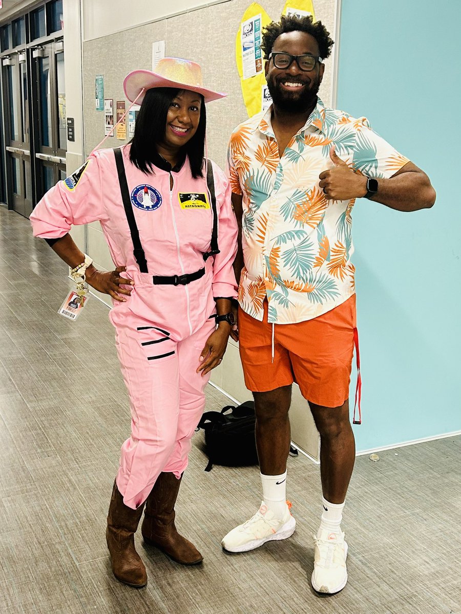 CounselorACHS's tweet image. Red Ribbon Week! My favorite day! #youarekenough #barbieandkenday #pinkfun