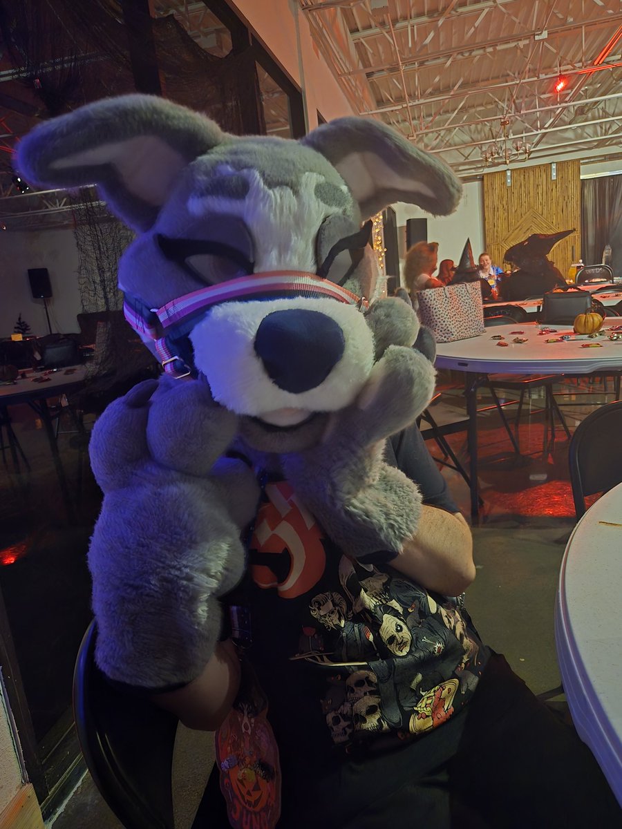 Came to the local Drag Queen show in town, it may be a costume party but im in my favorite costume. . ✨️💕 Me 💕✨️