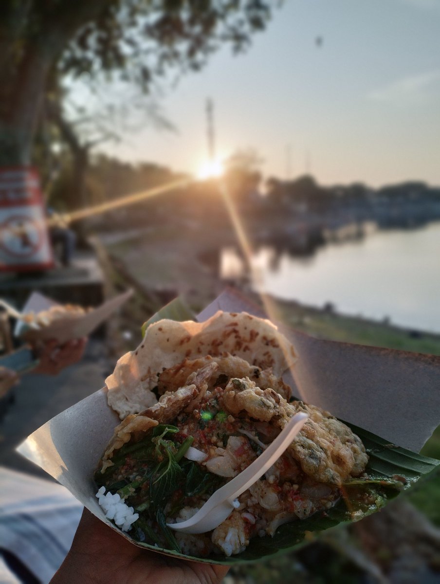 - (@rahmirn) on Twitter photo 