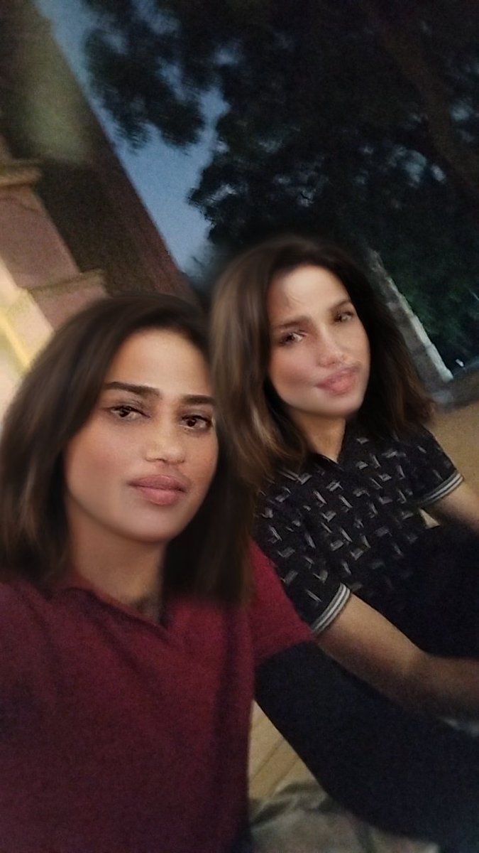 Hii 🙂#goodmorning 🌞 
Patrika gat Jaipur me and may friends evening time enjoy 😎 🤟🏽 🕺🏽 😎 😎 
#StrictlyComeDancing
#StarAcademyLeLive #KaiForBigWinner #FriendshipGoals