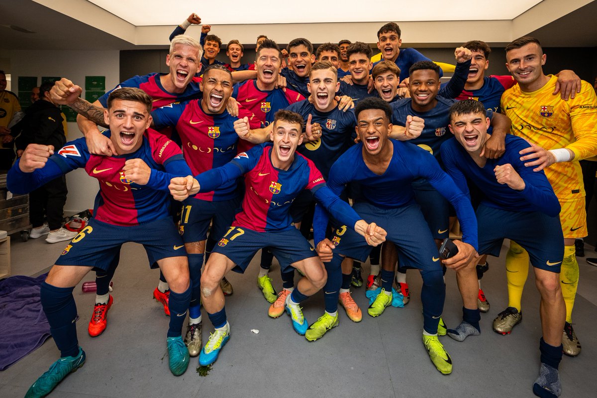 Zona_Blaugrana's tweet photo. Visca el Barça y meneo gordo al equipo del mal. https://t.co/BwuC3XdDkR
