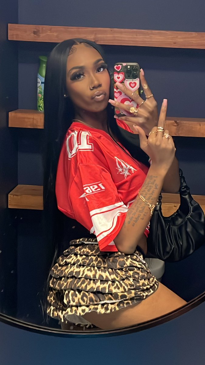 daiz_monet's tweet photo. Cheetah Night 🐆 https://t.co/lnEbl9h9wB