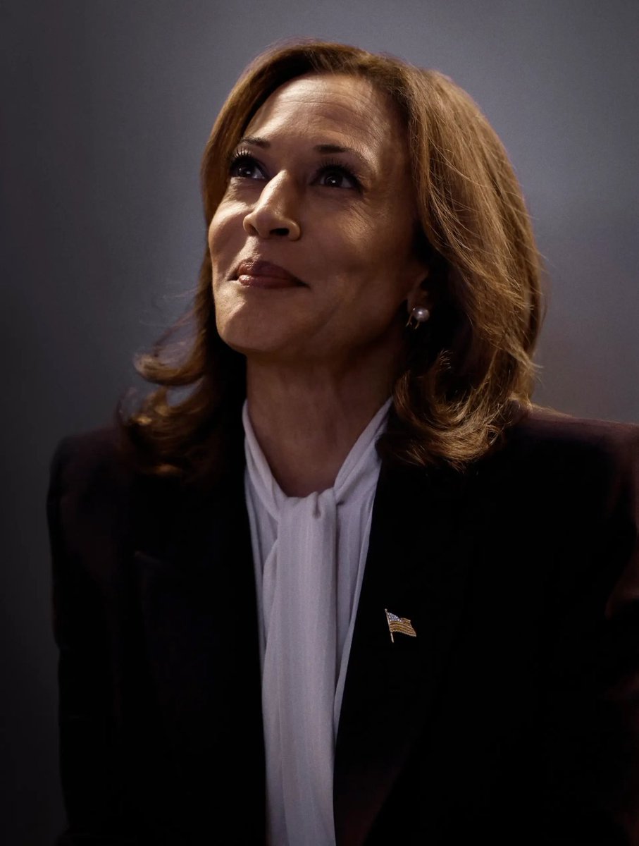 EnergeticallyEm's tweet photo. @StephSwisher934 @KamalaHarris @Beyonce 💯 GIRL YESSSSSS 🥹✨🤩 https://t.co/GcLOEVdQQJ