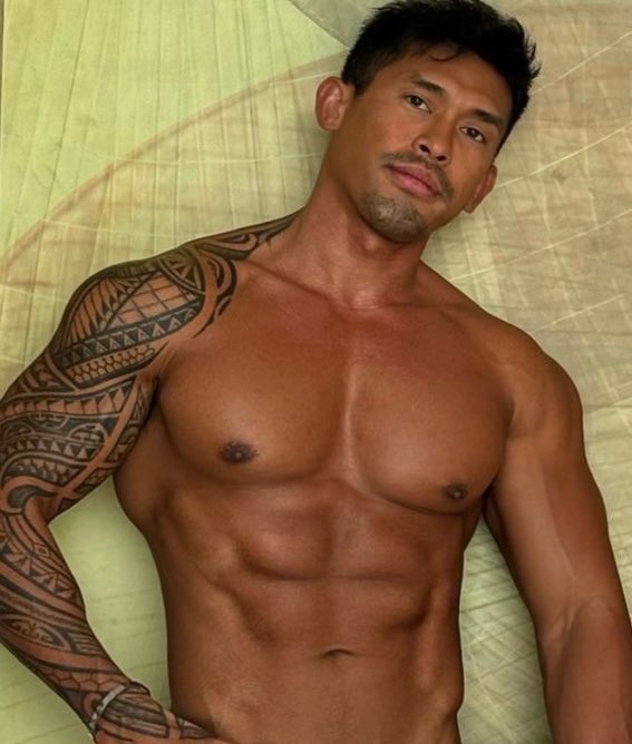 KenchelOfficial tweet media