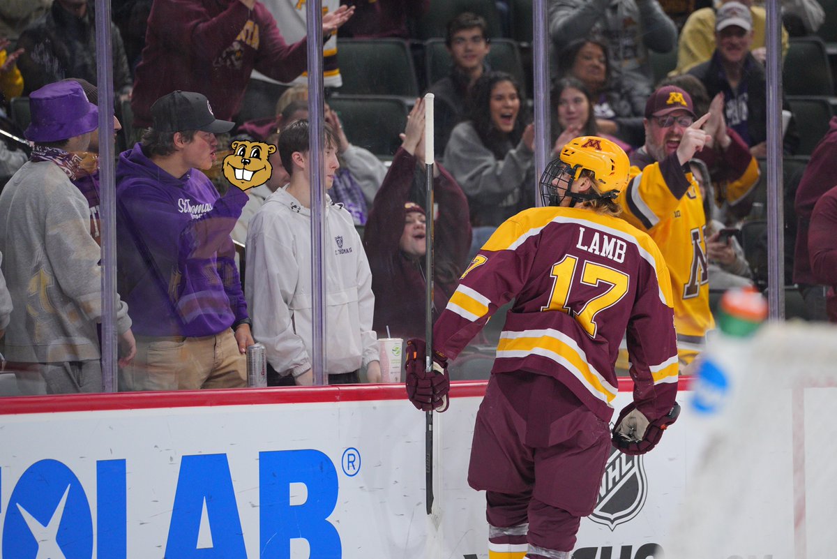 Brody's just letting them know their hats should be on the ice.

🚨🚨🚨