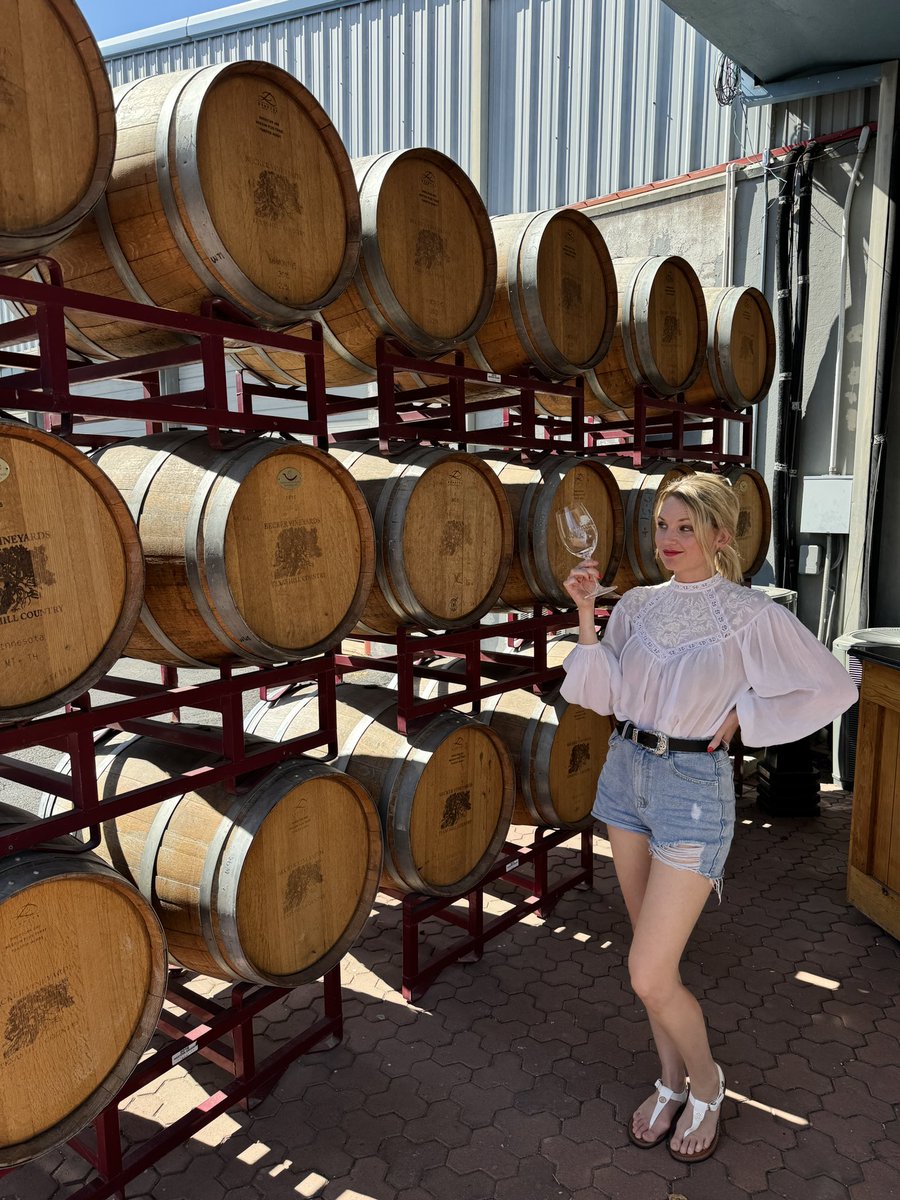 brooke_burfitt's tweet photo. A successful wine tasting in Fredericksburg! Prost!
#fredericksburg #texas #roadtrip #winetasting #fall #germantown #prost #vineyard #emptyglass #lager #history #platz #townsquare #marktplatz https://t.co/CHO6fdJAB6