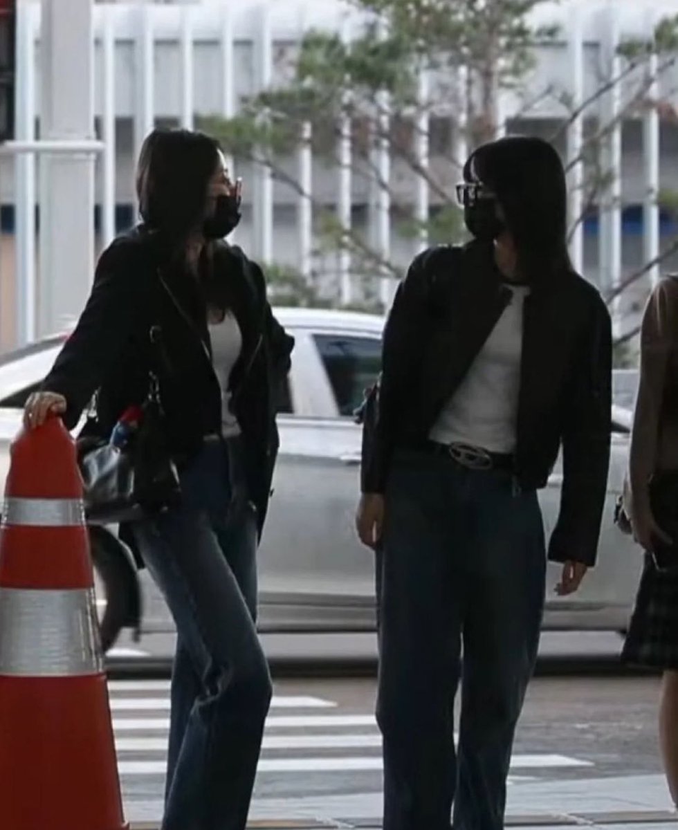 241027 인스타  #자매즈