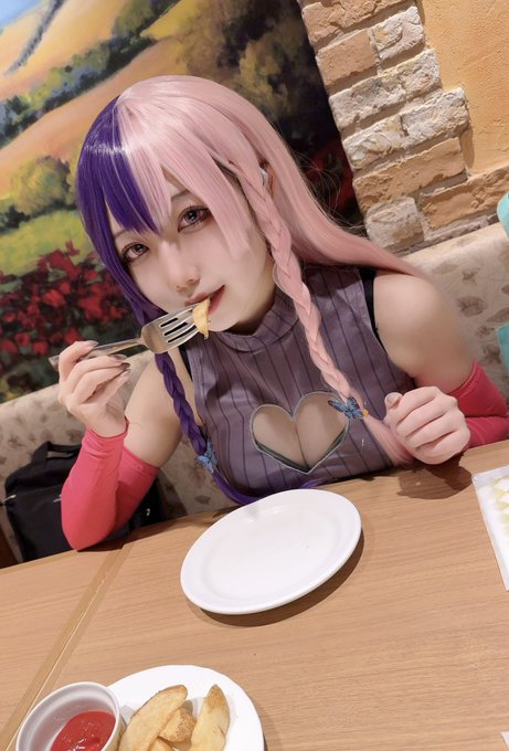 Twitterのコスプレ画像19