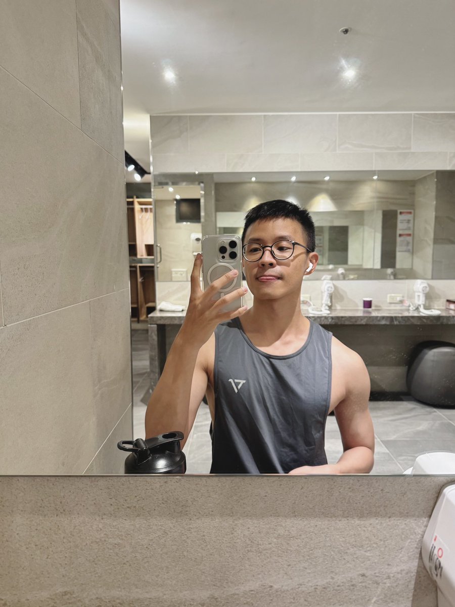 Fang gou🇹🇼 tweet media