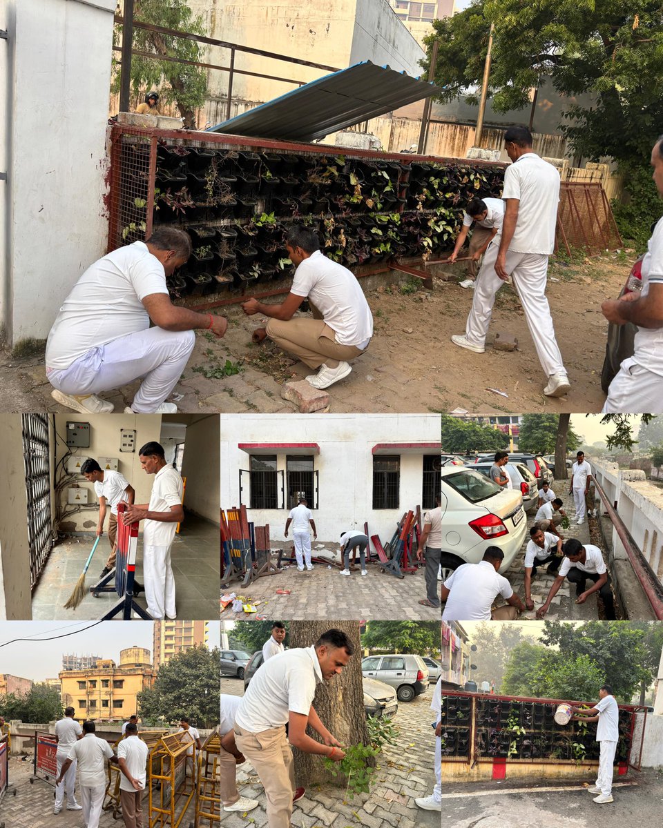 Agratraffic's tweet photo. #cpagra के निर्देशन में आज दि. 27/10/2024 को #AddlDcptraffic एवं सभी यातायात अधिकारियों/कर्मचारियों ने यातायात पुलिस लाइन में श्रमदान किया, बैरक मैस आदि को चैक किया गया।
@uptrafficpolice
@agrapolice https://t.co/EzQyZP6Jto