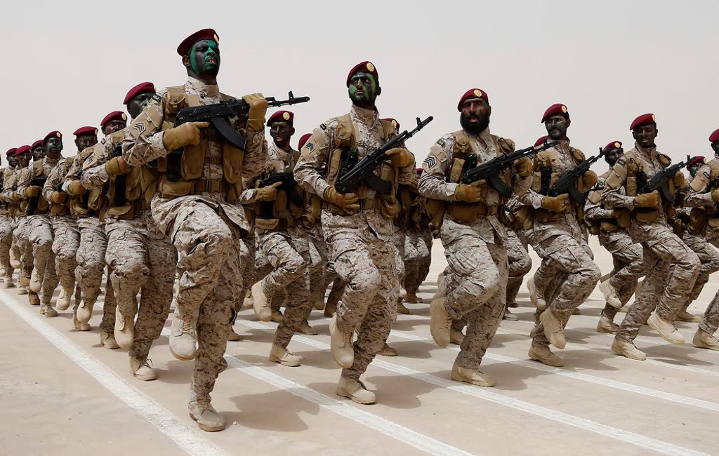 tmrrah9's tweet photo. #تمرة💢|| الشرق الاوسط:

على مدى 48 ساعة متواصلة … 

القوات البرية السعودية🇸🇦 تجتاز أصعب مسابقة عسكرية عالمية، وتتلخص أنشطتها في إصدار أوامر للعمليات، وإخلاء المصابين للمناطق الآمنة، والتعامل مع عربات وناقلات معادية. https://t.co/N3b2u5qRNs