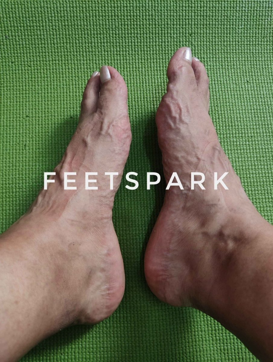feetspark's tweet photo. When inner veins do the magic 🥵💜👣💋 https://t.co/jRk0xbdmVA