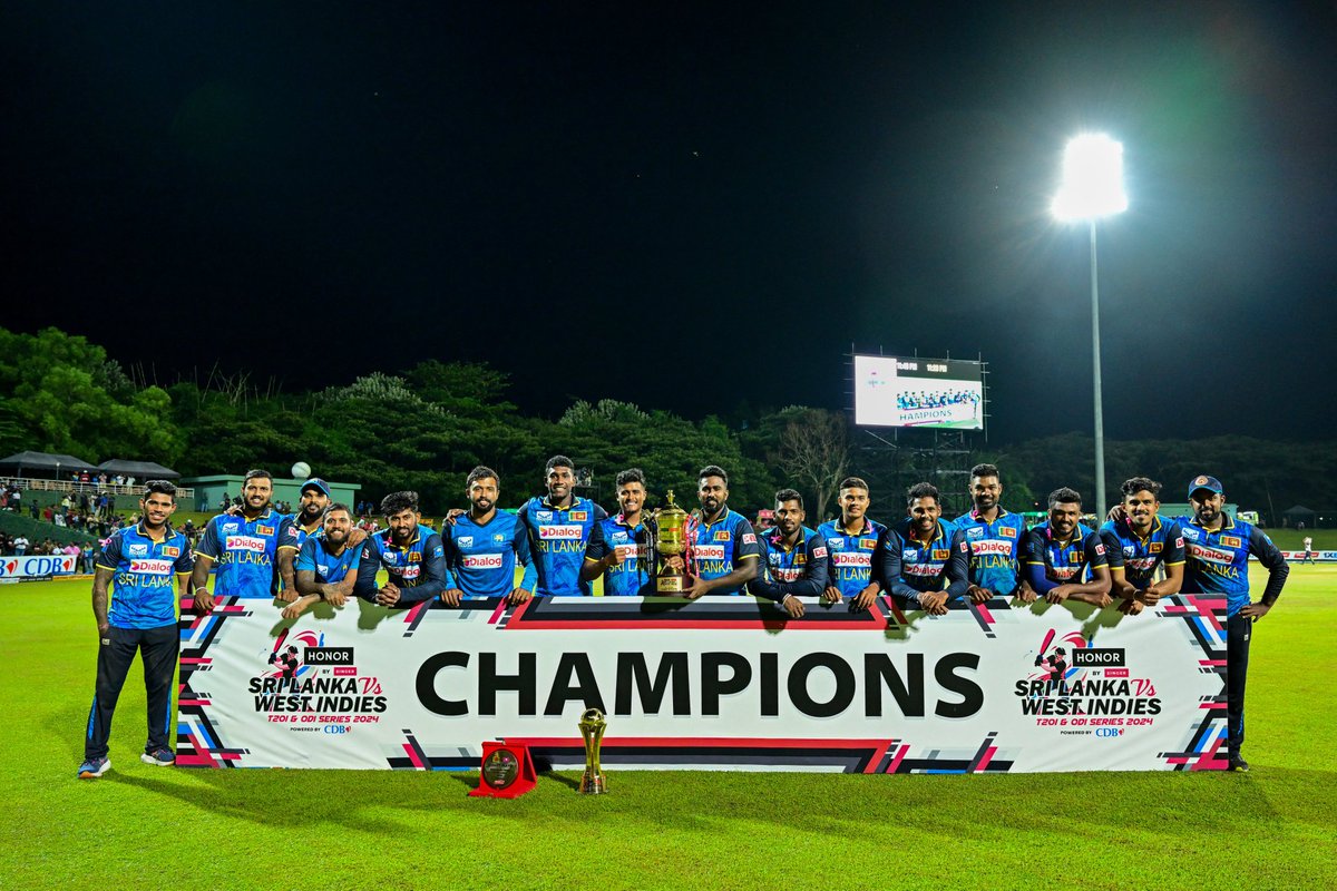 wobbleseamer's tweet photo. Sri Lanka clinched the ODI series against the Windies 2-1
#SLvsWI https://t.co/ld4hflRXGw