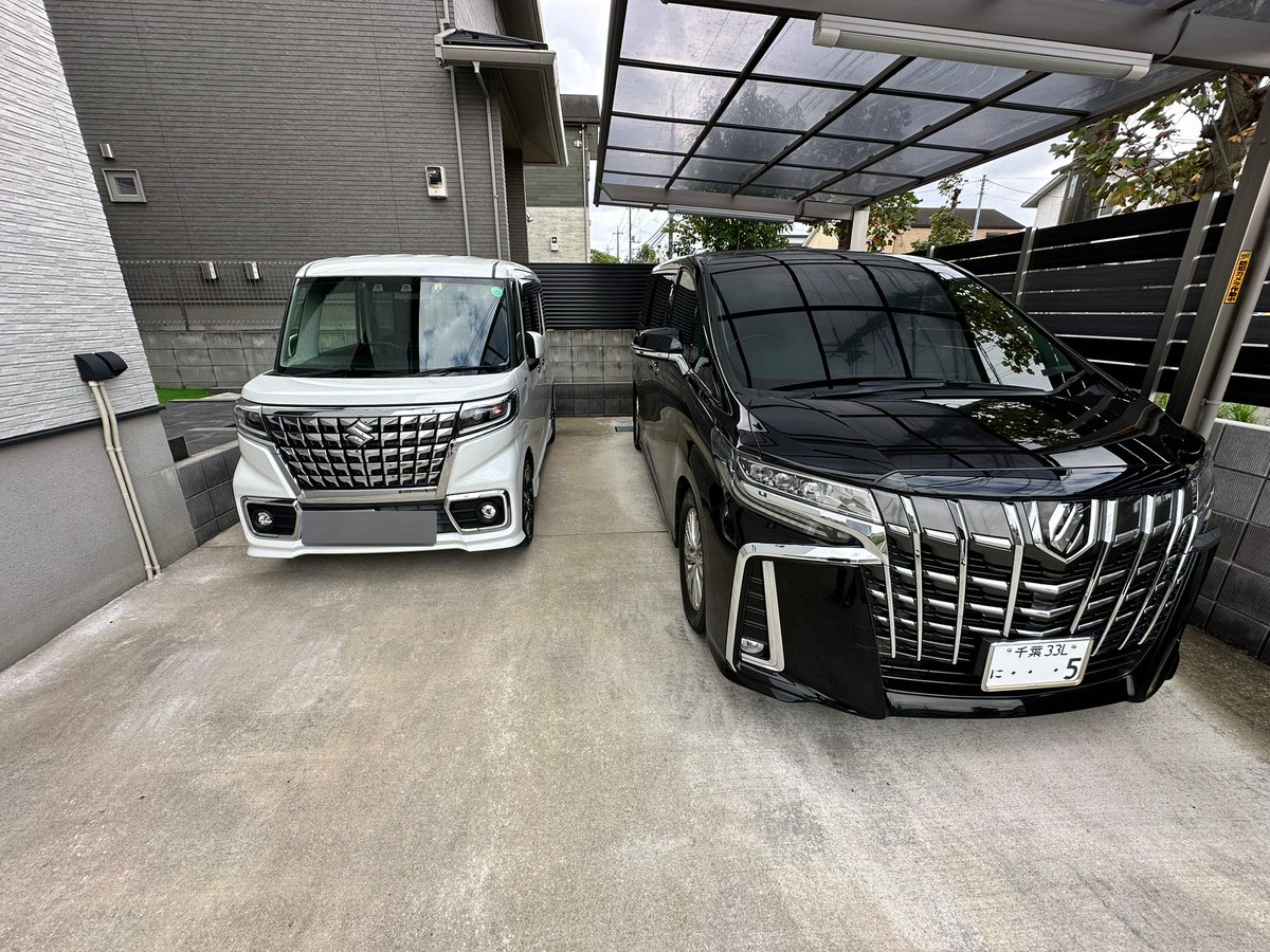AL_30_2000's tweet photo. アルファード＋ミニファード https://t.co/v5BTrHTLrS