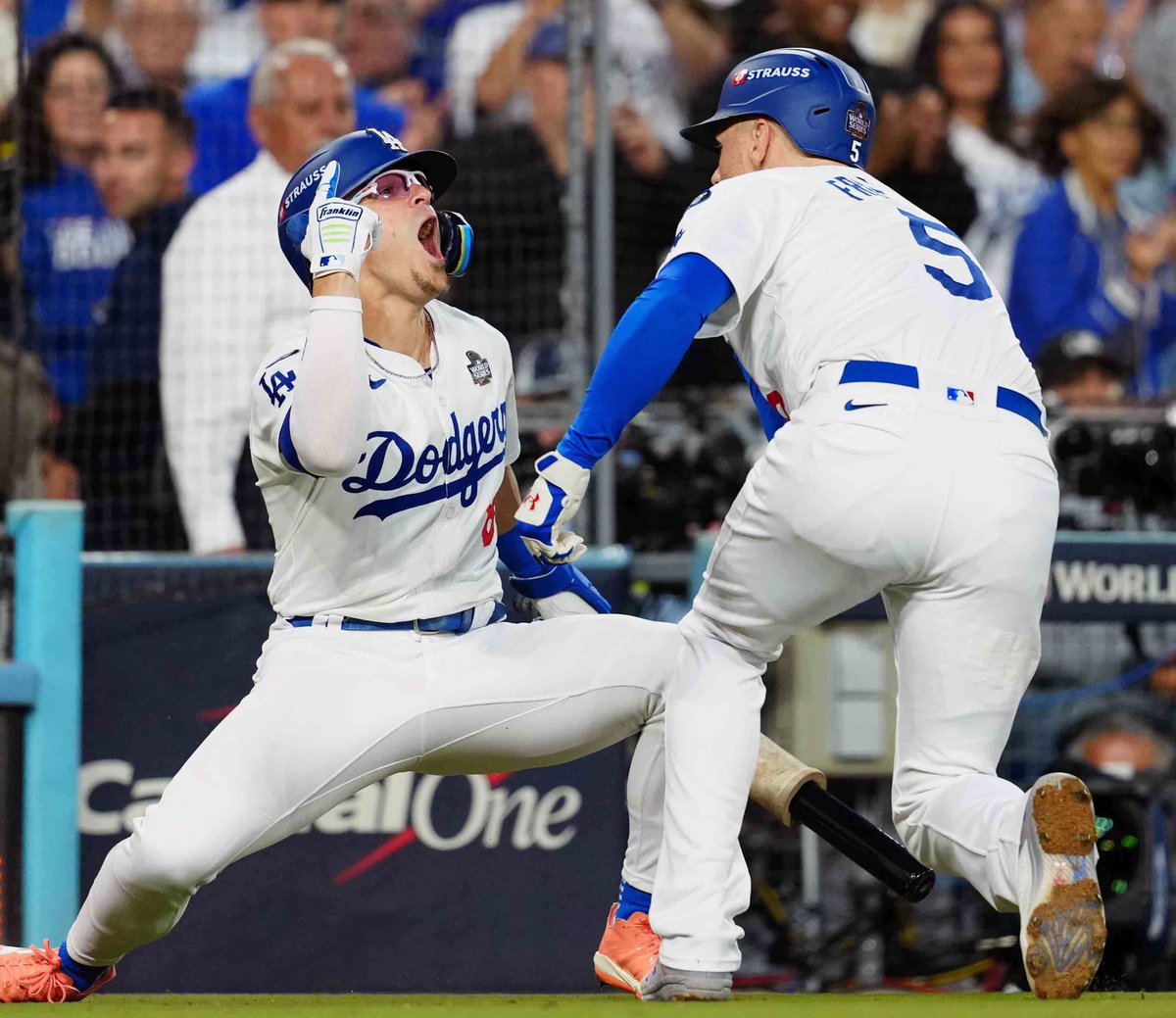 DODGERS ARE 2 WINS AWAY FROM BEING CHAMPS 🔥

LA takes a 2-0 lead heading to NY.