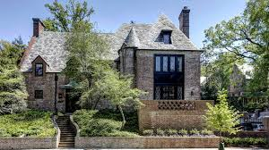 Dirtroadphil's tweet photo. Don't let the Obamas tell you how to vote.
These are their houses. You think they care if Gas goes to $10 a gallon? Steak or eggs Triple. If you can not afford insurance. That your Christmas looks bleak or non at all. migrants get $4000 a month a storm victims get $750. one time. https://t.co/hG4liWbIlM