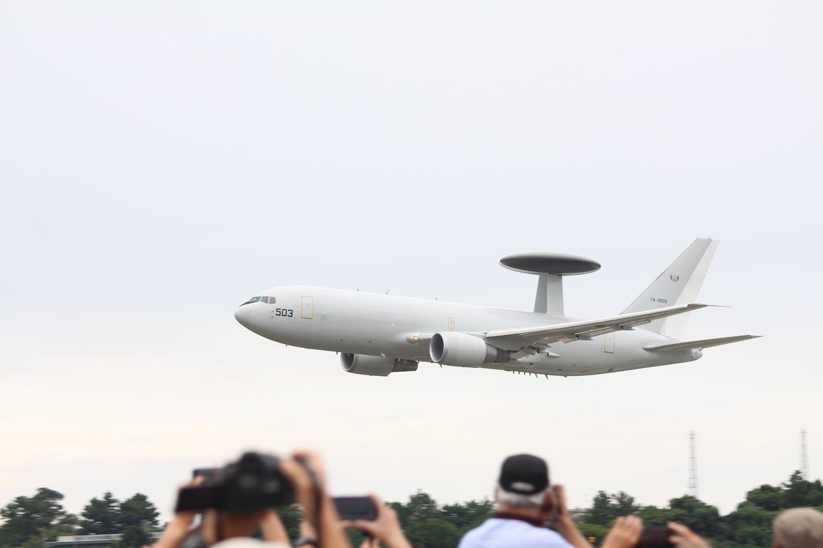 masatake81's tweet photo. 浜松基地航空祭 https://t.co/LlZ8sOq7Jk