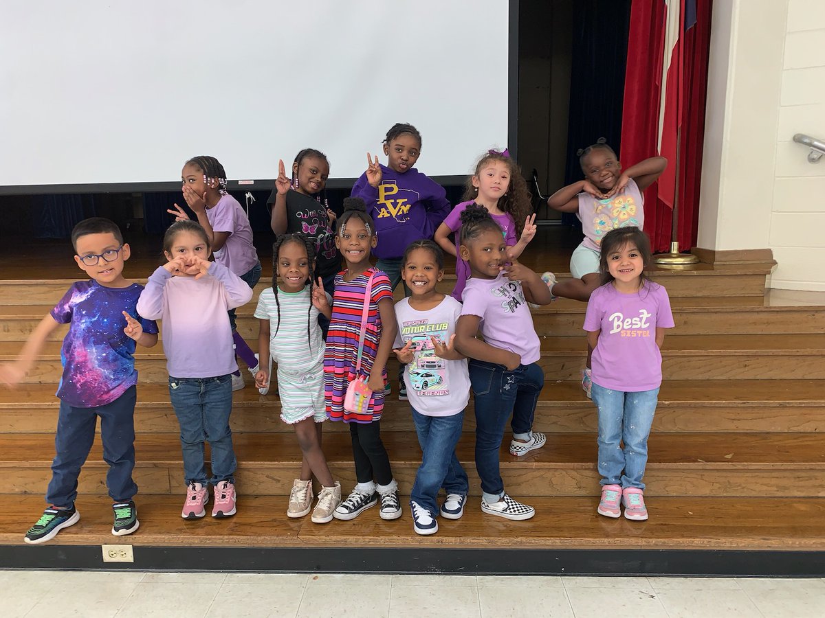 BetsyRossElem's tweet image. We ended #CharacterCountsWeek by wearing purple to represent citizenship. 💜💜💜