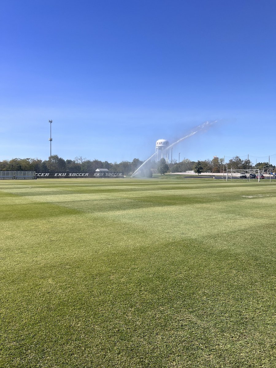 bradycook22's tweet photo. In between Bermuda and bluegrass and a little patchy on both fields but finishing off soccer and fall ball strong https://t.co/KNj4kPYumn