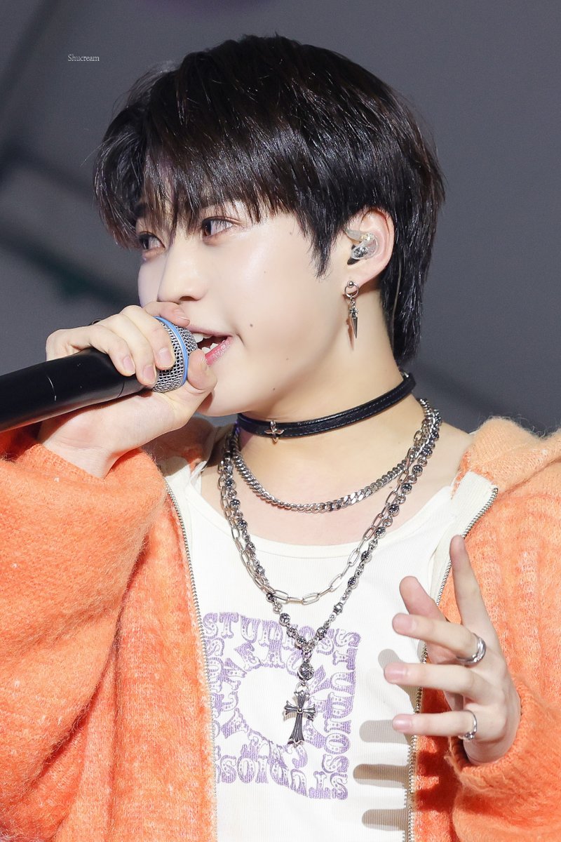 Shucream_814's tweet photo. 241026 Grand Mint Festival

 #슈토 #Shuto #ふくしましゅうと #HiFiUnicorn #하이파이유니콘 #ハイファイユニコーン https://t.co/y30jHF1Zl9
