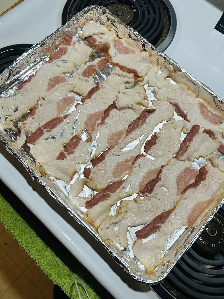 josiahscott's tweet photo. @oscarmayer This is your bacon. This is nothing but fat. It’s wider than normal and nothing but white. White is fat. Yay…I’ll have a ton of bacon fat for the future. But that isn’t why I bought this product. This was a let down. https://t.co/rPPMmeM61X