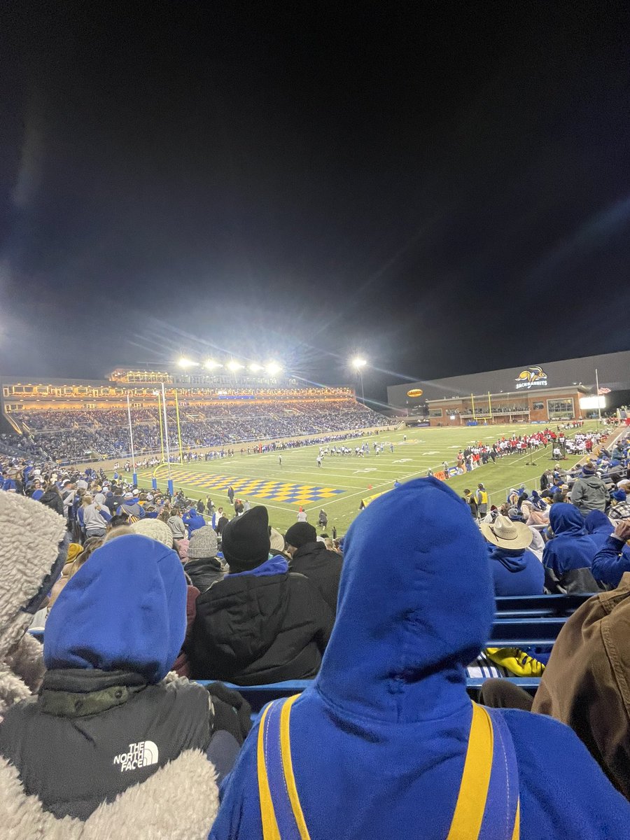 Luke Tetzlaff (@luketetzlaff06) on Twitter photo Had a ton of fun at the SDSU game today with an incredible ending thank you @CoachTJLucas for having me!! <a href="/PeteMenage/">Pete Menage</a> Had a ton of fun at the SDSU game today with an incredible ending thank you @CoachTJLucas for having me!! <a href="/PeteMenage/">Pete Menage</a>