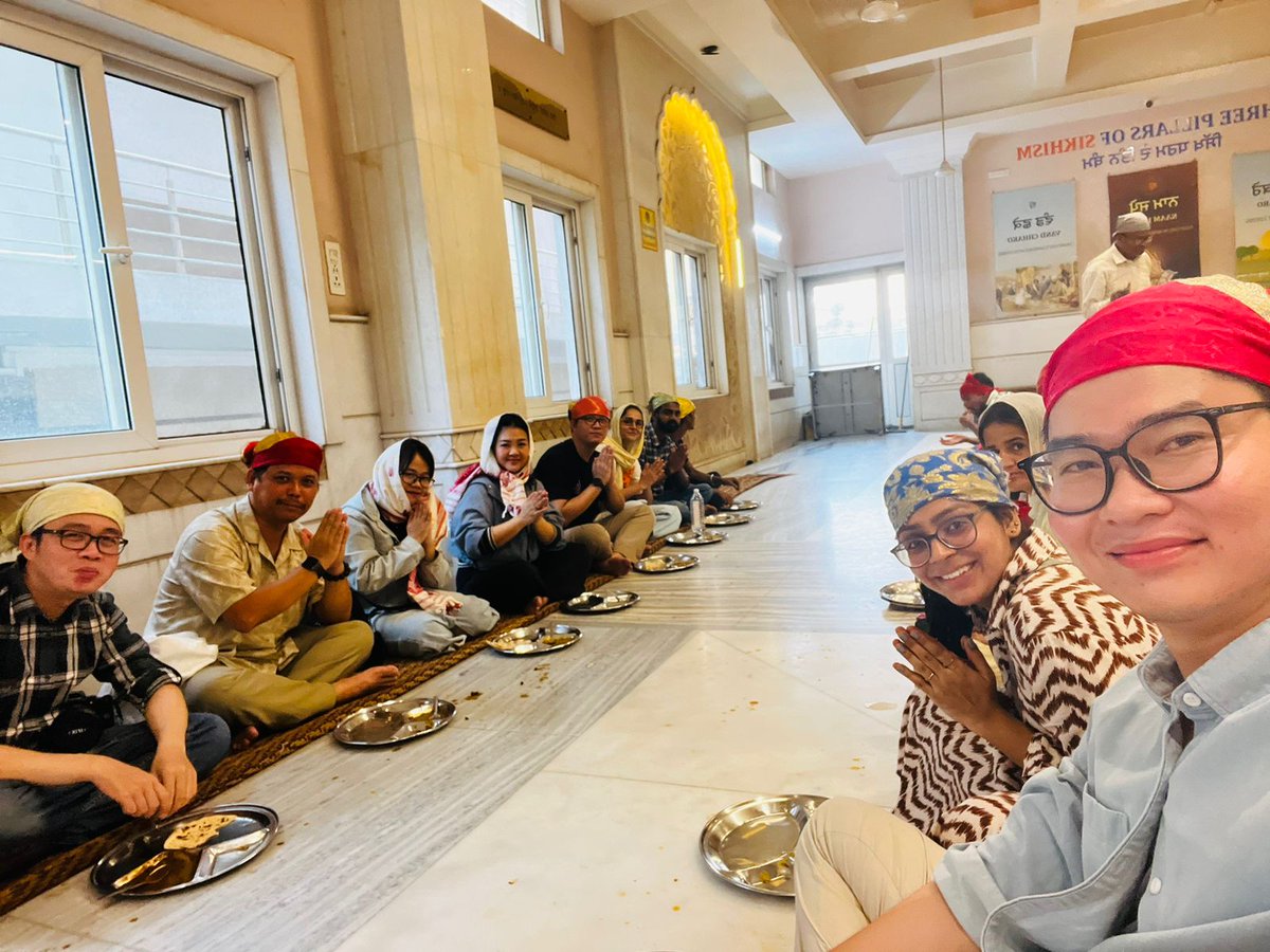 INtegrative GENomics of HOst-PathogEn Lab (@rajeshpandeylab) on Twitter photo One of the highlights of the 2nd #IndoVietnam workshop on NGS enabled AMR response was delegates visiting a Gurudwara in Delhi and enjoying the Langar. It was amazing experience for them (it's feeling of Vietnamese delegates). <a href="/IGIBSocial/">CSIR-IGIB</a> <a href="/SouvikM29933298/">Souvik Maiti</a> <a href="/narendramodi/">Narendra Modi</a> <a href="/CSIR_IND/">CSIR, India</a> One of the highlights of the 2nd #IndoVietnam workshop on NGS enabled AMR response was delegates visiting a Gurudwara in Delhi and enjoying the Langar. It was amazing experience for them (it's feeling of Vietnamese delegates). <a href="/IGIBSocial/">CSIR-IGIB</a> <a href="/SouvikM29933298/">Souvik Maiti</a> <a href="/narendramodi/">Narendra Modi</a> <a href="/CSIR_IND/">CSIR, India</a>