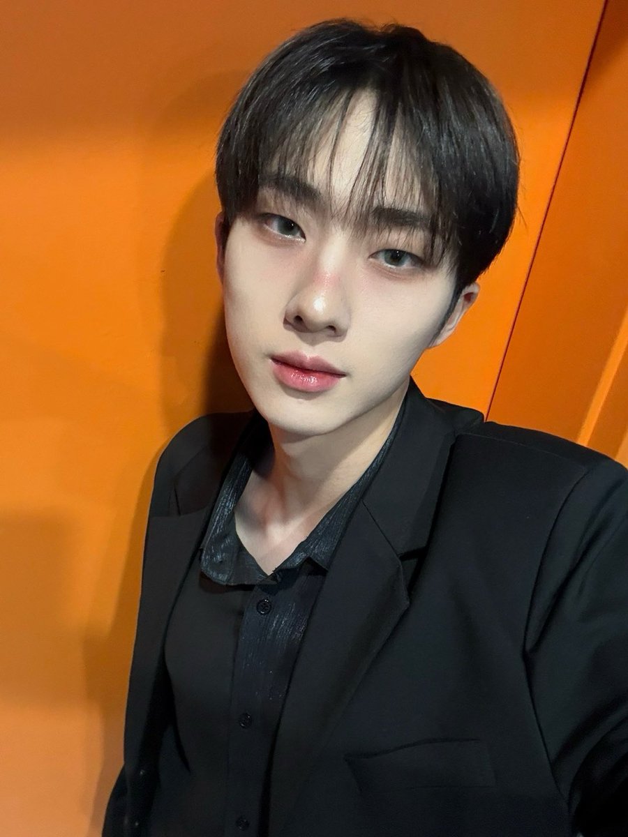 🐯🥕🐱🍑

#P1Harmony #JIUNG