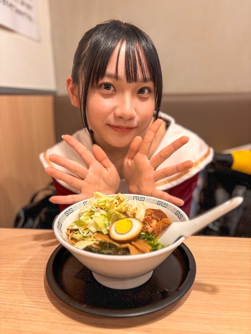 Twitterのコスプレ画像3