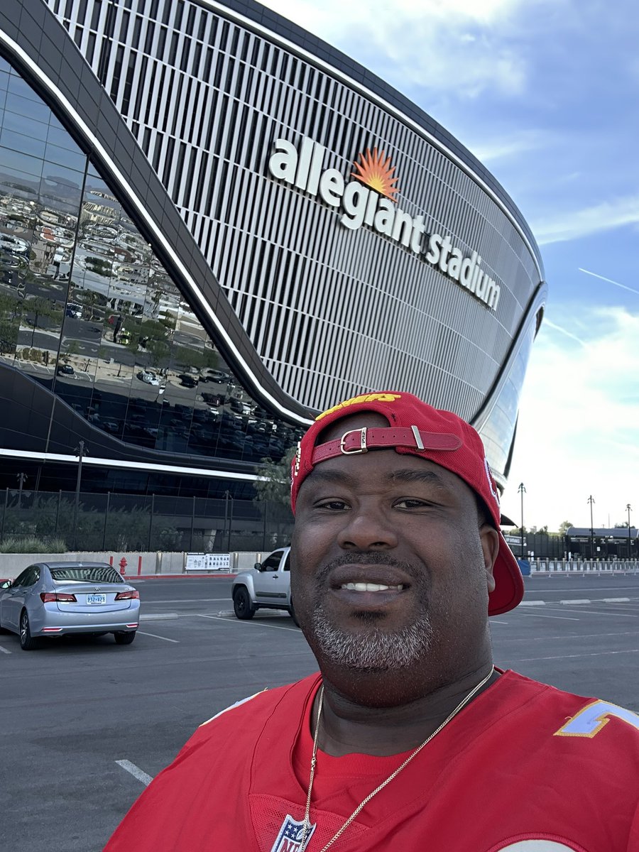 Regg79816's tweet photo. The toilet bowl of the NFL ๐๐พ
#ChiefsKingdom https://t.co/BPNkiKWbI2