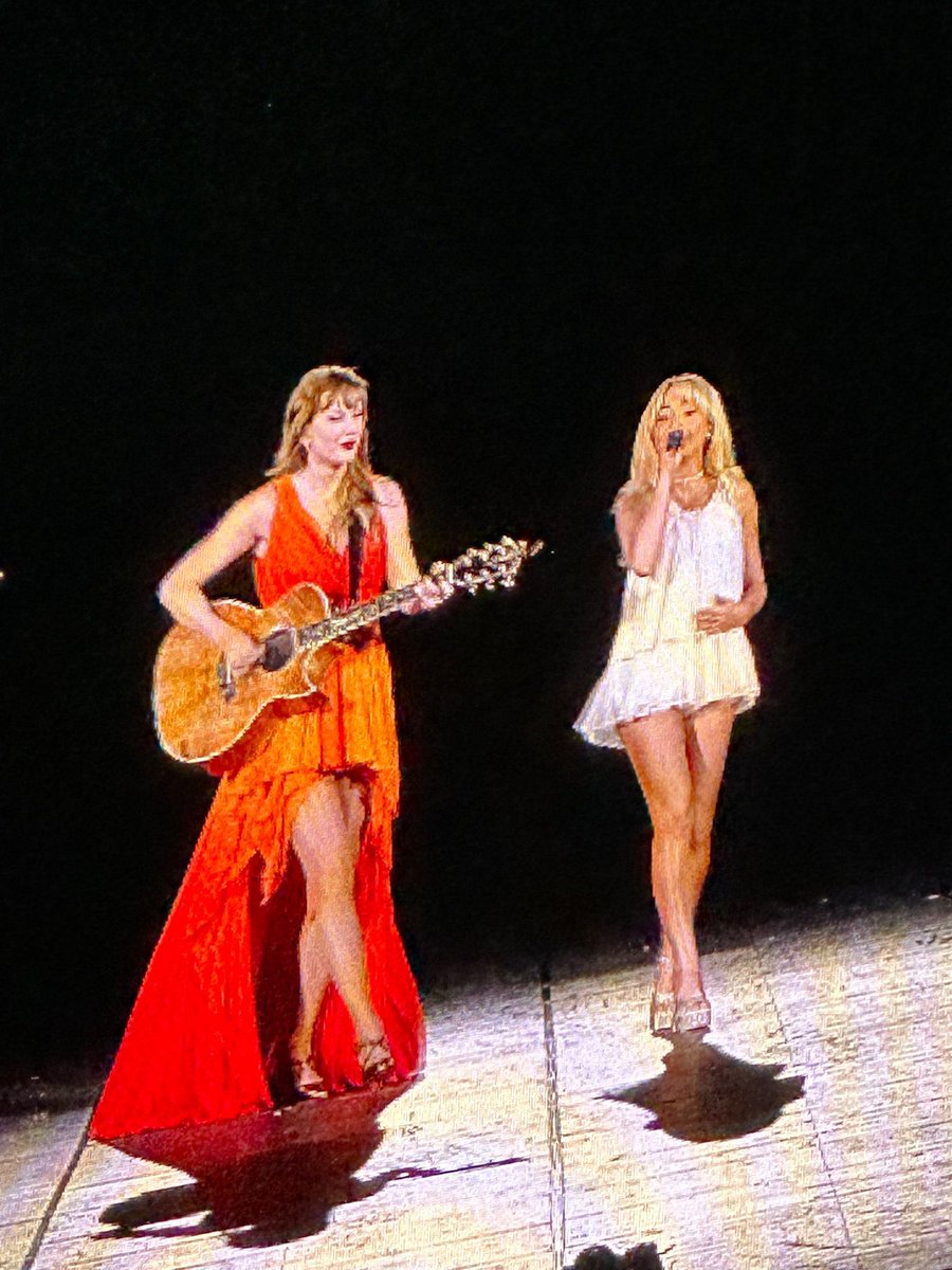 breakingreverie's tweet photo. i don’t really care if taygraciebrina in the same night happened to you it should’ve happened to me instead!!! https://t.co/jDMDWtY5Yc