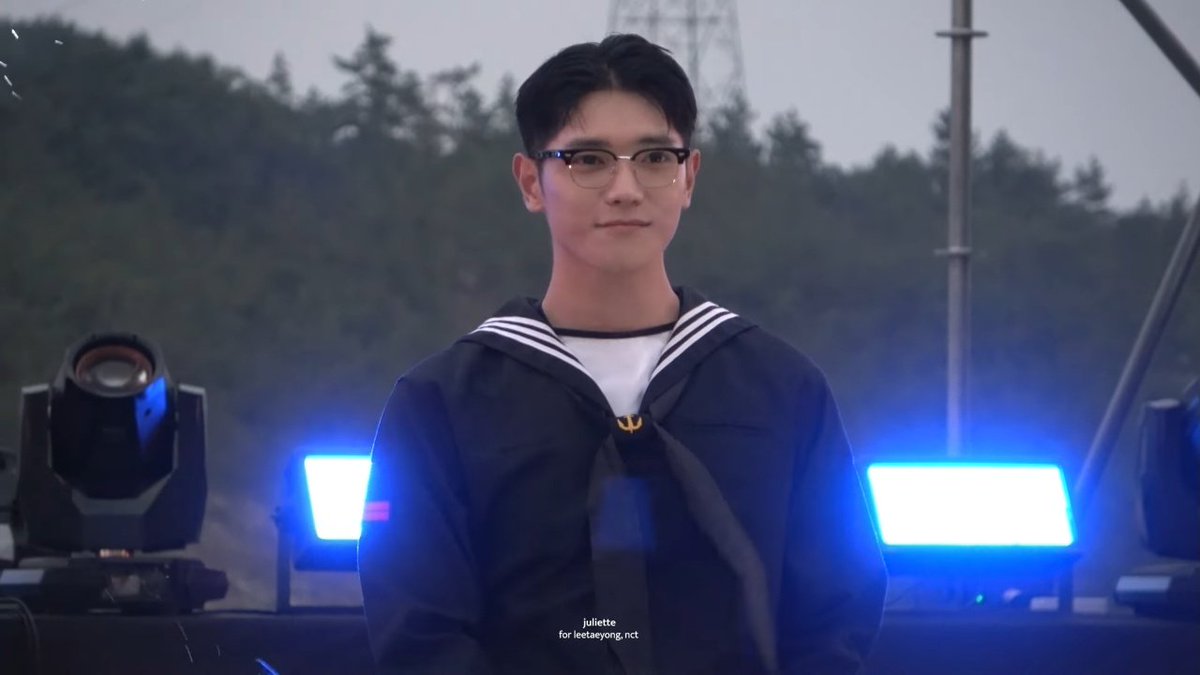 tttyongie's tweet photo. He is so getting more handsome and charming day by day. Bless your military life 태용아 https://t.co/ETq3Ag6Zl2