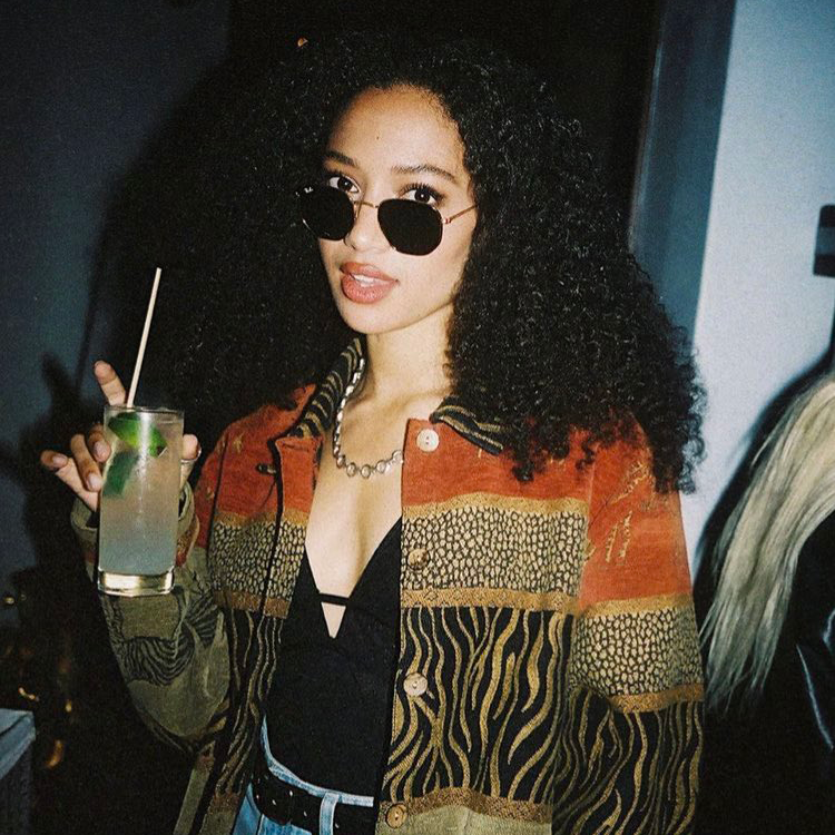 speliviavault's tweet photo. happy birthday to the stunning samantha logan 🫶🏾🫶🏾

#allamerican #allamericancw https://t.co/QSECDpFXDb