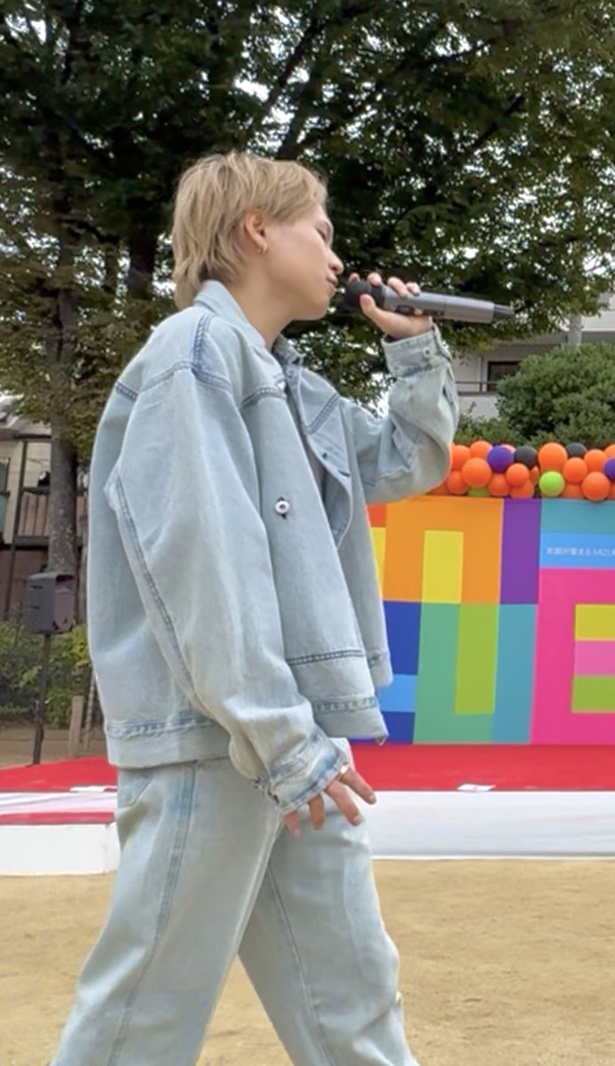 2024.10.26【瑞江HELLOWEEN 2024】

沢山のお客さんの前でパフォーマンスできて楽しかったです！！
ハロウィンダンスメドレーガチ楽しかった！みんな踊ってくれてありがとー🎃

 #横山翔大  #LIVE  #artist 
 #Number_i  #iLYs 
 #平野紫耀  #神宮寺勇太  #岸優太 
 #瑞江  #瑞江ハロウィン