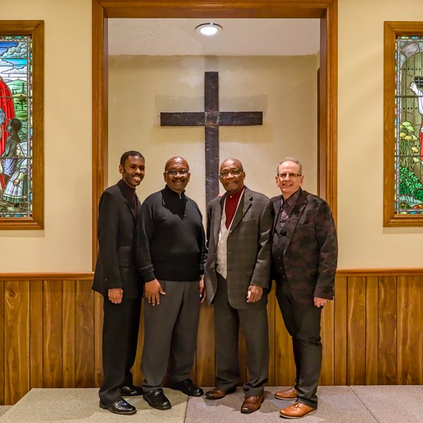 ProclaimationQ's tweet photo. What a wonderful wonderful time we had ministering in Midland, ON today. A very special thank you to the Calvary Baptist Church for their kind hospitality.  We really enjoyed our time with you and felt at home with you all. May God continue to bless you and your ministry. https://t.co/m5SNZVkMqH