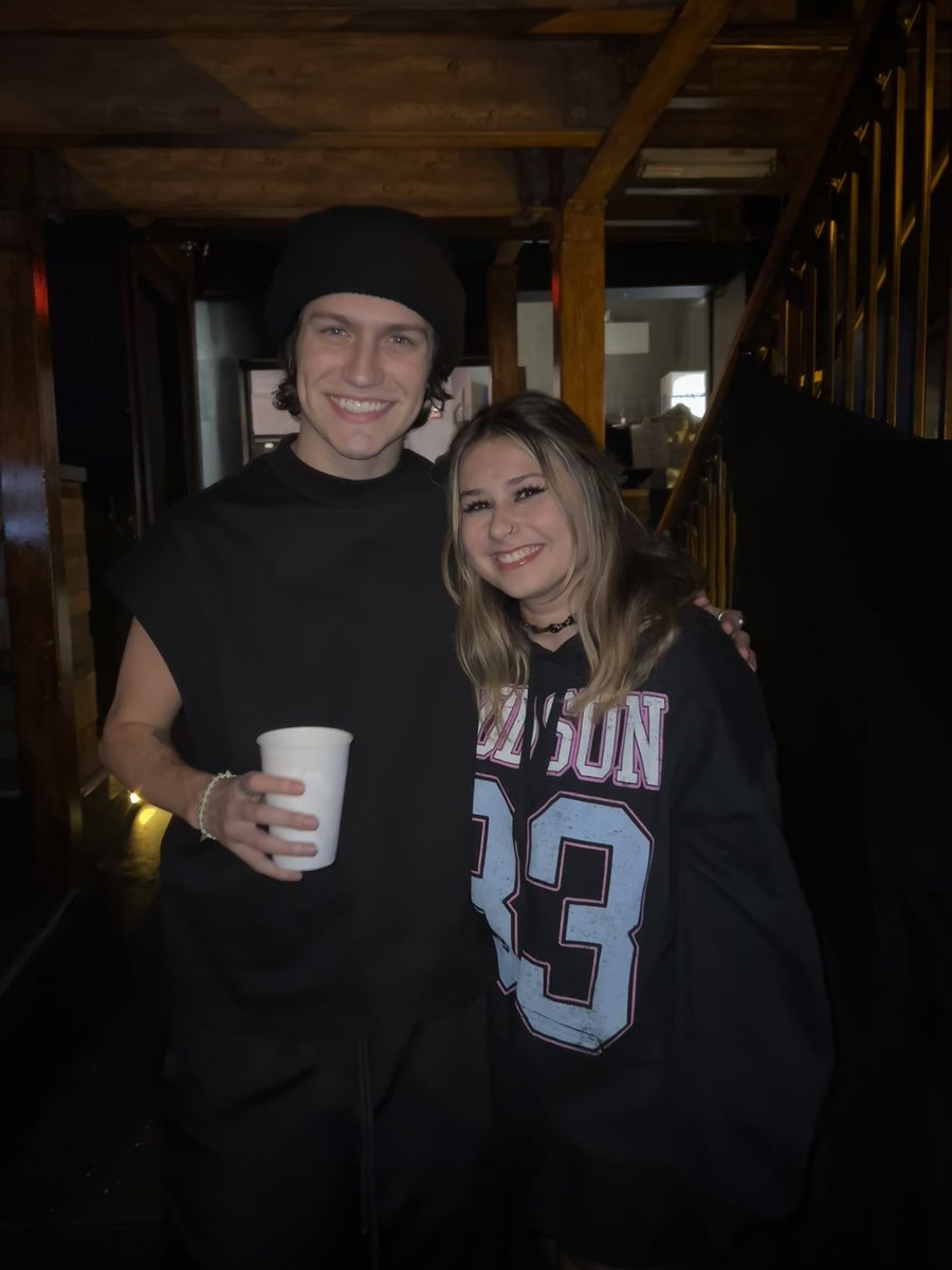 ✮ eliana ✮ tweet media