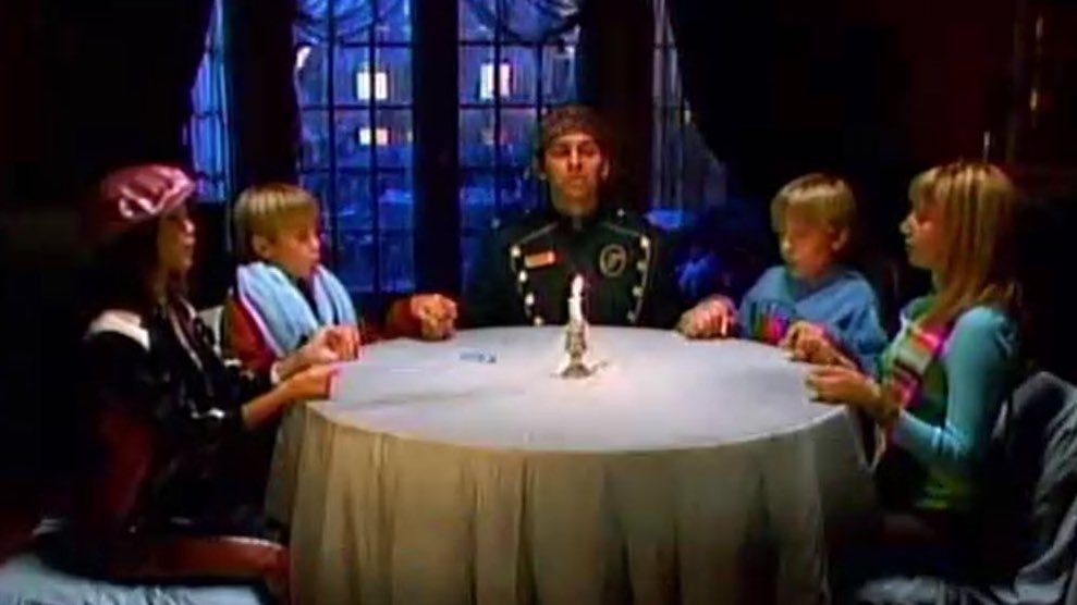 solelynostalgia's tweet image. Only real horror fans know