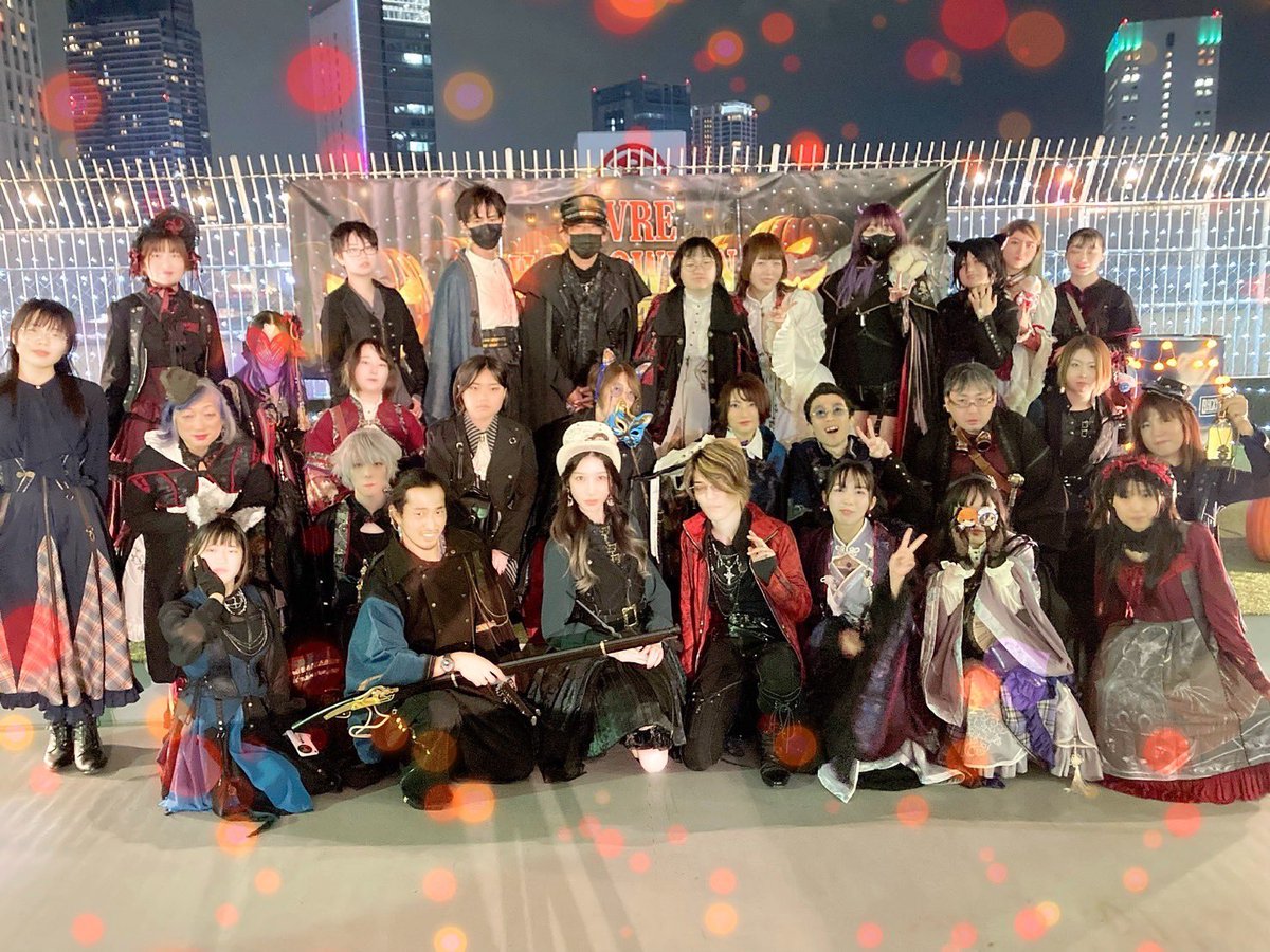 ozz_yokohama's tweet photo. 皆様こんにちは😊

昨日開催されました、
🎃横浜ビブレ ハロウィンパーティー🎃
集合写真が届きました📸✨

皆様のこだわりの #OzzHalloween コーデを
拝見出来て、スタッフ一同幸せでした😍💕

たくさんのご参加を
ありがとうございました🎃🐈‍⬛🦇👻🧛🏻

#ozzon #横浜ビブレ https://t.co/9aTkJblV6h