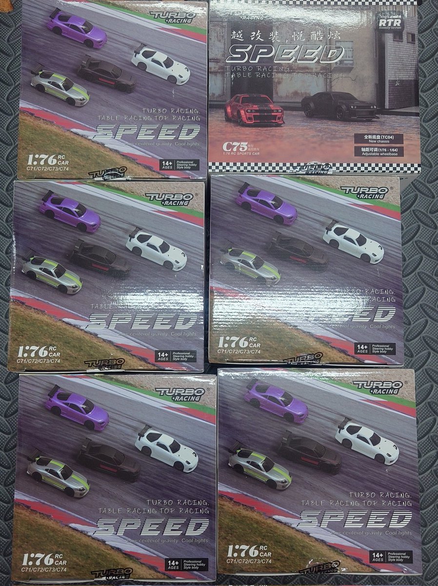 hsk2_nakamura's tweet image. 本日のラジコン関連の入荷品です　コレから雪が降ると室内で遊ぶためのターボレーシング入荷しました　#ターボレーシング　#HITEC