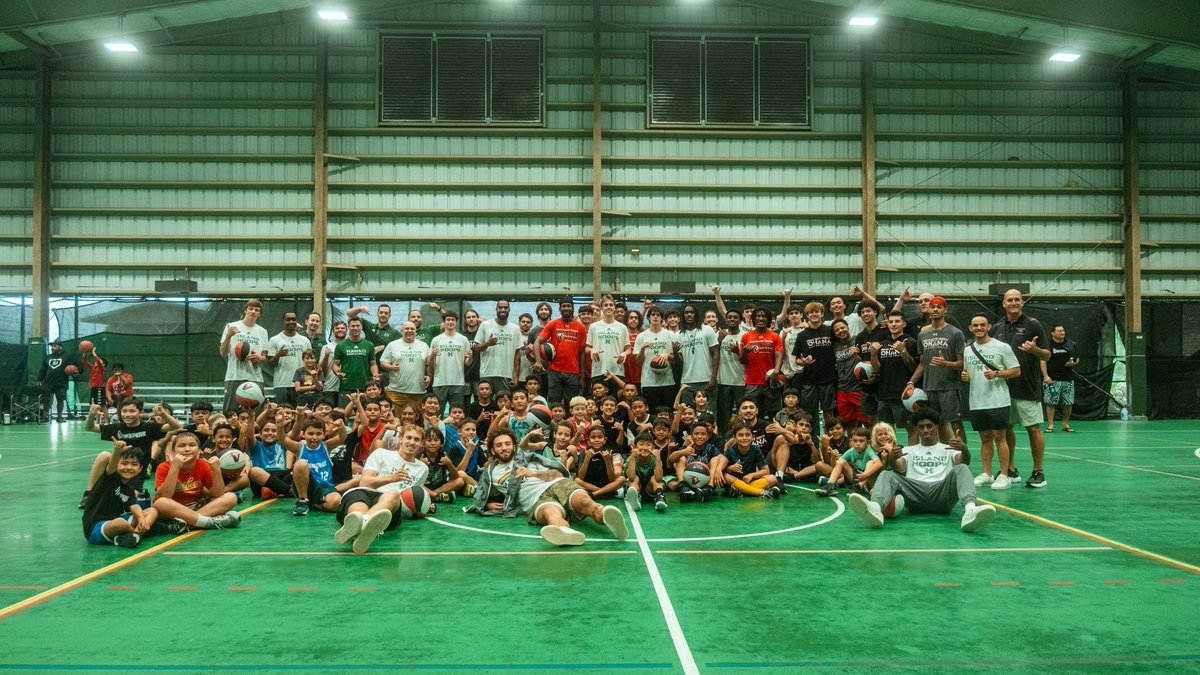 Had a great keiki clinic on the Big Island! 🤙🏽🤙🏽

#ManaOhana #ForDaKeiki