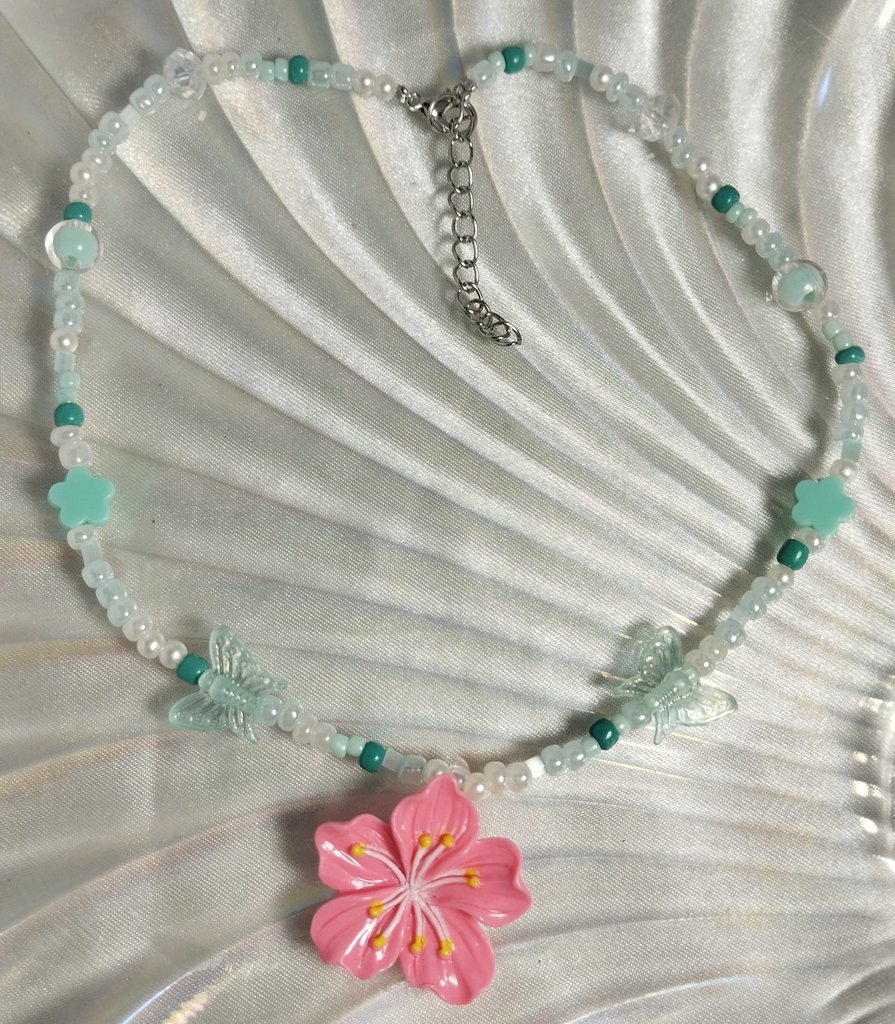 BeSendto's tweet image. Summer Flower 🌺 
ยาว38 ปรับระดับได้ถึง43 ซม.

เส้นละ 28 -. 
- ค่าส่ง 30/40 กี่เส้นก็ได้
ขอดูหรือสอบถามเพิ่มเติมได้ค่า 

#สร้อยลูกปัด #สร้อยคอ #สร้อยคอลูกปัด #สร้อยข้อมือ #กําไลลูกปัด #เครื่องประดับ #ส่งต่อ #กำไลข้อมือ #ลูกปัด #กำไล #สร้อย #สร้อยลูกปัด