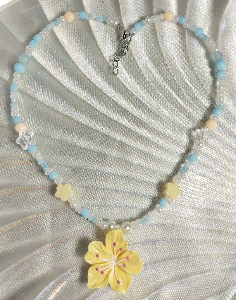 BeSendto's tweet image. Summer Flower 🌺 
ยาว38 ปรับระดับได้ถึง43 ซม.

เส้นละ 28 -. 
- ค่าส่ง 30/40 กี่เส้นก็ได้
ขอดูหรือสอบถามเพิ่มเติมได้ค่า 

#สร้อยลูกปัด #สร้อยคอ #สร้อยคอลูกปัด #สร้อยข้อมือ #กําไลลูกปัด #เครื่องประดับ #ส่งต่อ #กำไลข้อมือ #ลูกปัด #กำไล #สร้อย #สร้อยลูกปัด