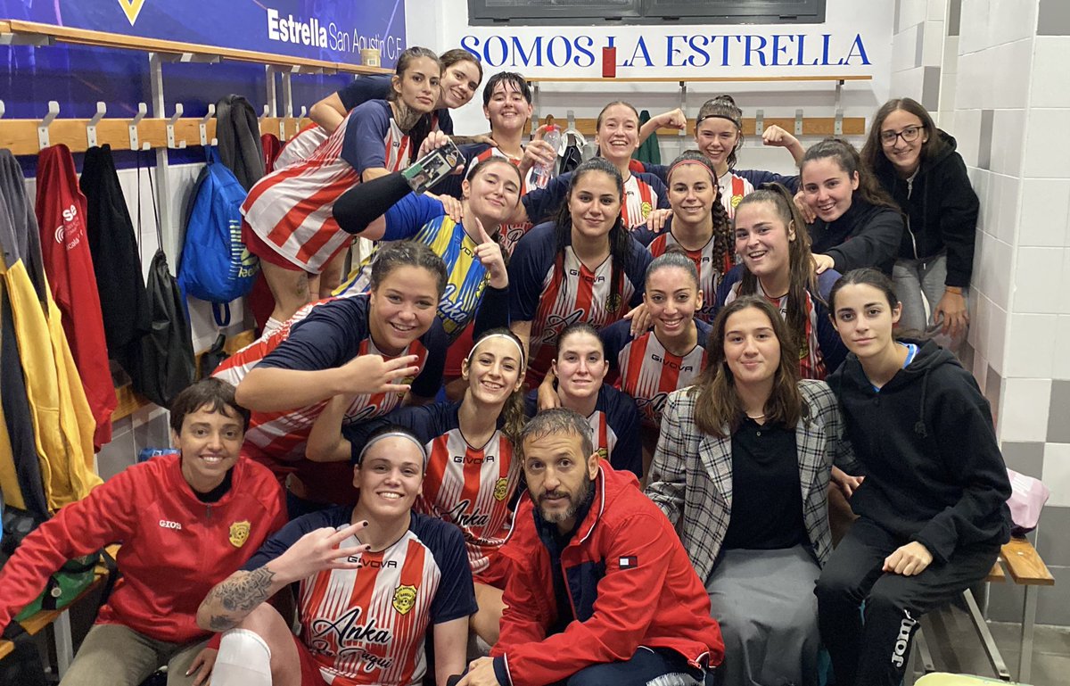 Cdrabesafem's tweet photo. 🚨VICTORIA PARA LAS DE ROJO!!!!

Tras dos jornadas en la semana, las de @andro.gonzalez.rb han conseguido sumar los 6 puntos tras las dos victorias consecutivas. 🫡
De nuevo @jessica7cs marcó ⚽️ en el 34’ 
#rfaf #alcaladeguadaira #futbolfemenino https://t.co/pht83Fhk0d