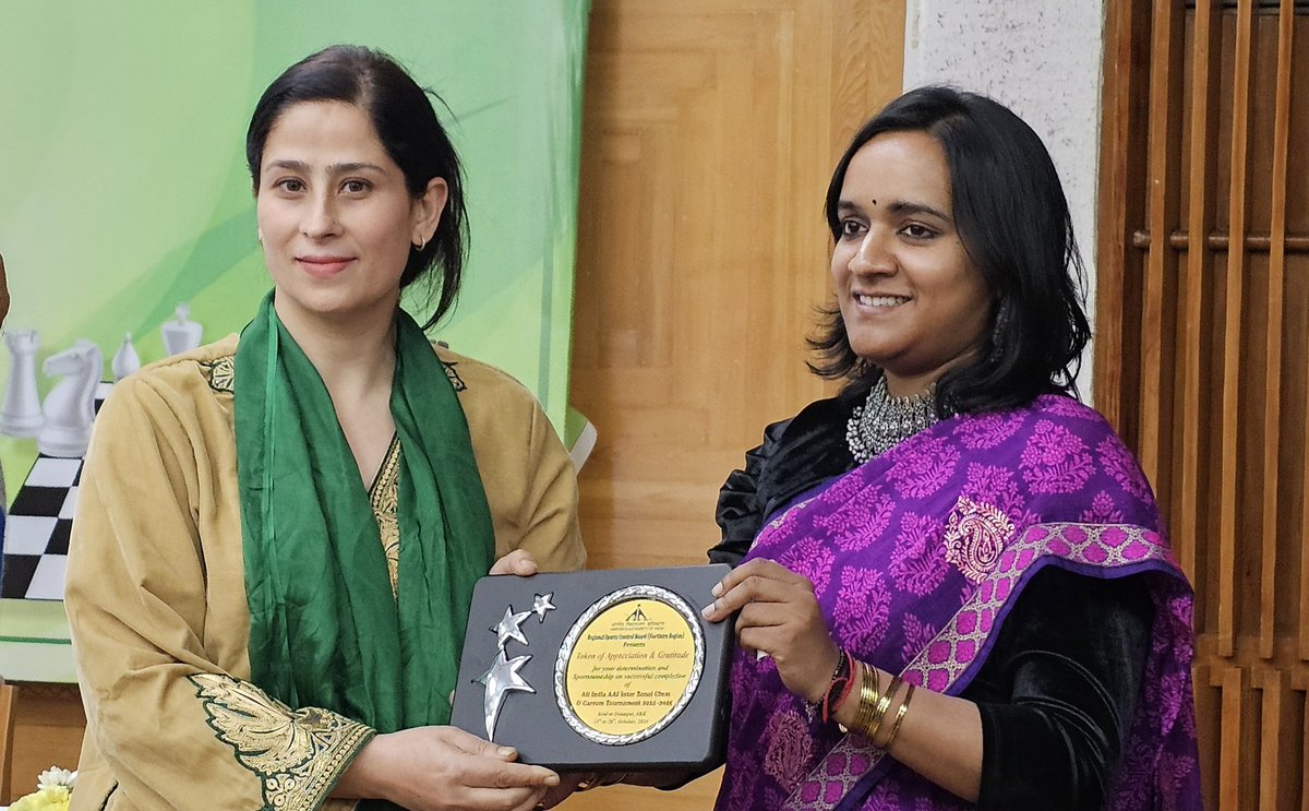 jkcarrom's tweet photo. Many many Congratulations to @AAI_Official &amp; @SrinagarAirport
Successfully Organising Chess &amp; Carrom Championship at Srinagar 

@IndianCarrom 
@JKSportsCouncil https://t.co/wnlJT6PdDd