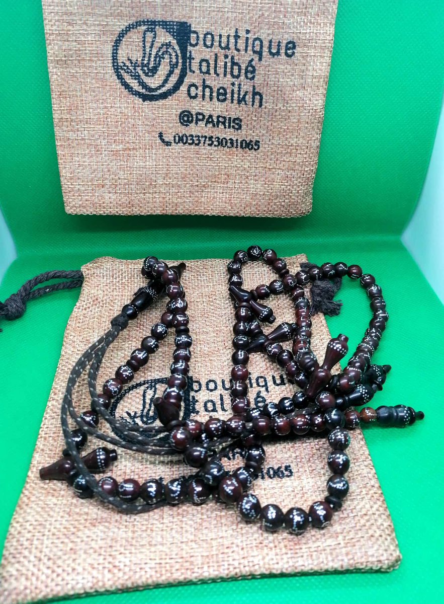 TalibeParis's tweet photo. Chapelet Tasbih PERLE YOUSUR 🤎TAILLE 8 disponible chez BoutiquesTalibe Cheikh @ PARIS🗼 livraison partout dans le monde 🌍📦✈️ 📿Téléphone Whatsapp 0033753031065 📱 https://t.co/QCHZ5GHYJS