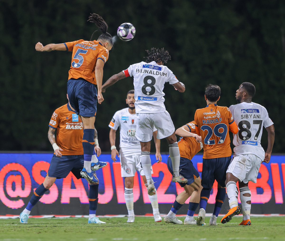 Chris Smalling tweet media