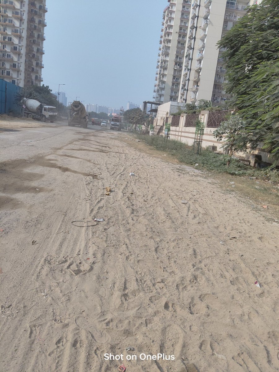 Shweta Bharti (@shwetabharti22) on Twitter photo Even after GRAP 2 in place,the road right in front of the gate of Centurian Park Terrace Homes society is full of dust and dirt,forcing residents to bear the brunt of pollution.Despite <a href="/OfficialGNIDA/">Greater Noida Industrial Development Authority</a> assurance to repair the road before this Diwali,nothing happened yet <a href="/UppcbN/">U.P Pollution Control Board Greater Noida</a> Even after GRAP 2 in place,the road right in front of the gate of Centurian Park Terrace Homes society is full of dust and dirt,forcing residents to bear the brunt of pollution.Despite <a href="/OfficialGNIDA/">Greater Noida Industrial Development Authority</a> assurance to repair the road before this Diwali,nothing happened yet <a href="/UppcbN/">U.P Pollution Control Board Greater Noida</a>