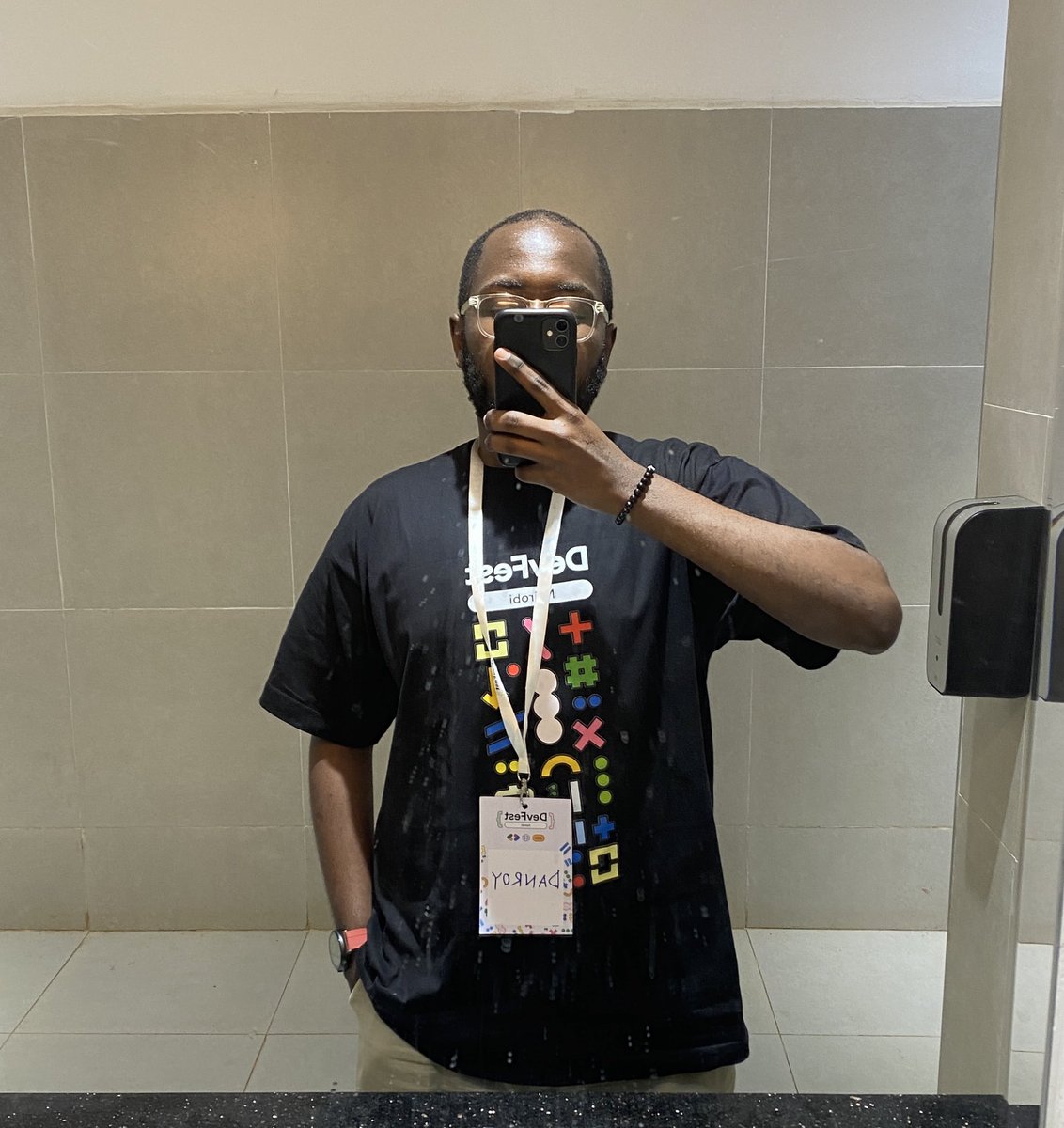 DanroyMwangi's tweet photo. Had an amazing day at #DevFestNairobi2024, one for the books @GDG_Nairobi !!
Looking forward to the next one!!! https://t.co/ANpsfb2Pjw